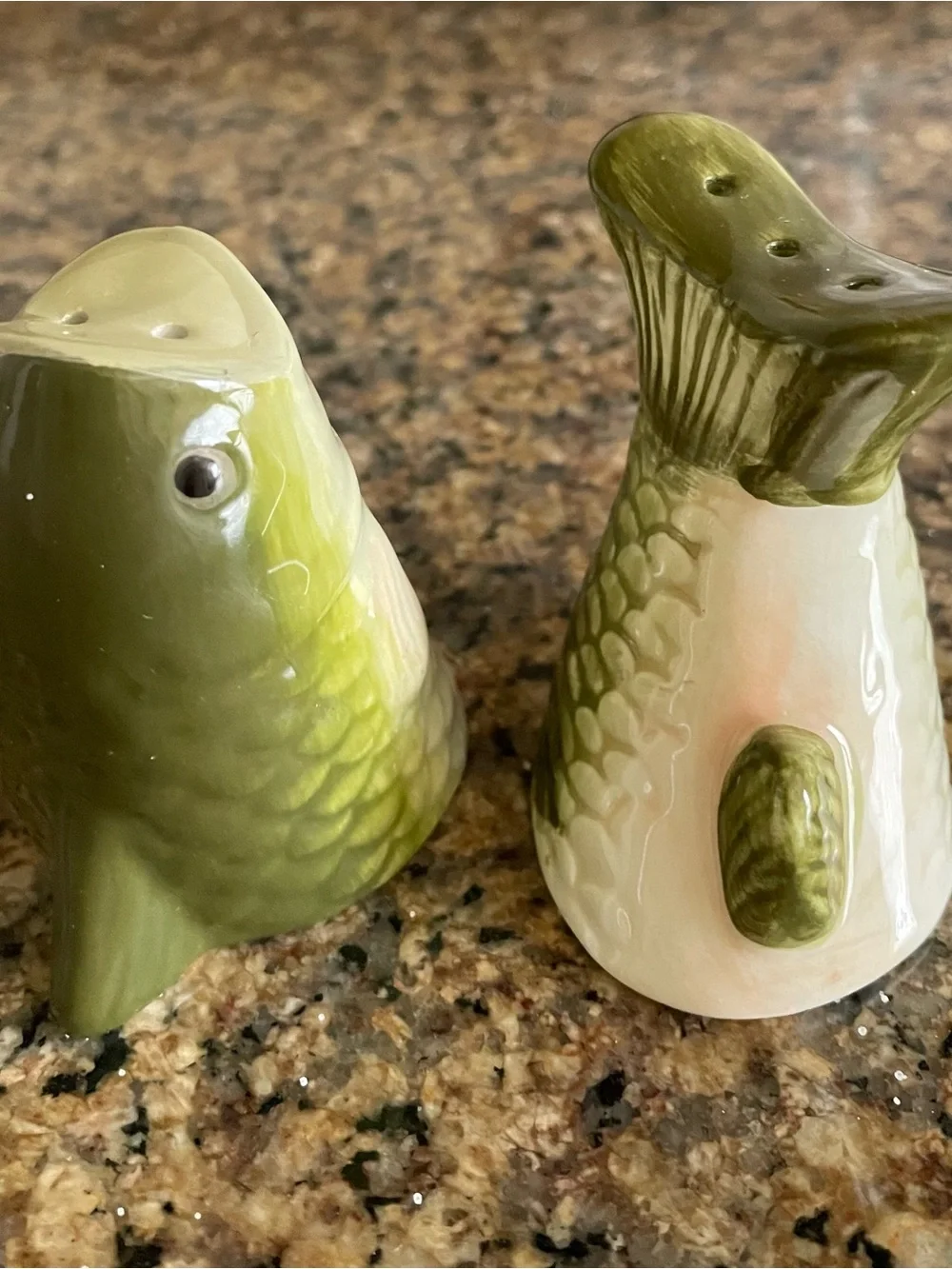 Vintage Ceramic Bass Fish Head Tail Salt Pepper Shakers Set Green
